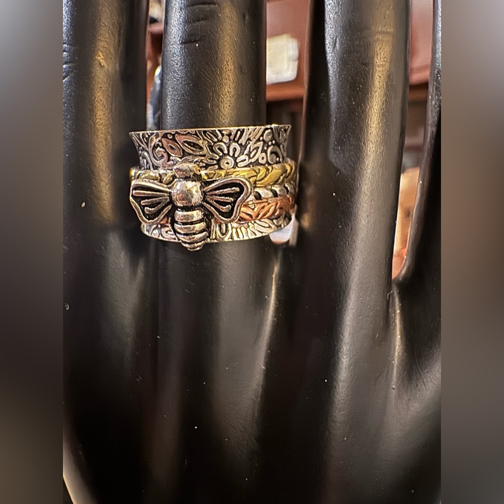 Honey Bee Spinner Silver Ring Sz 7.5”
